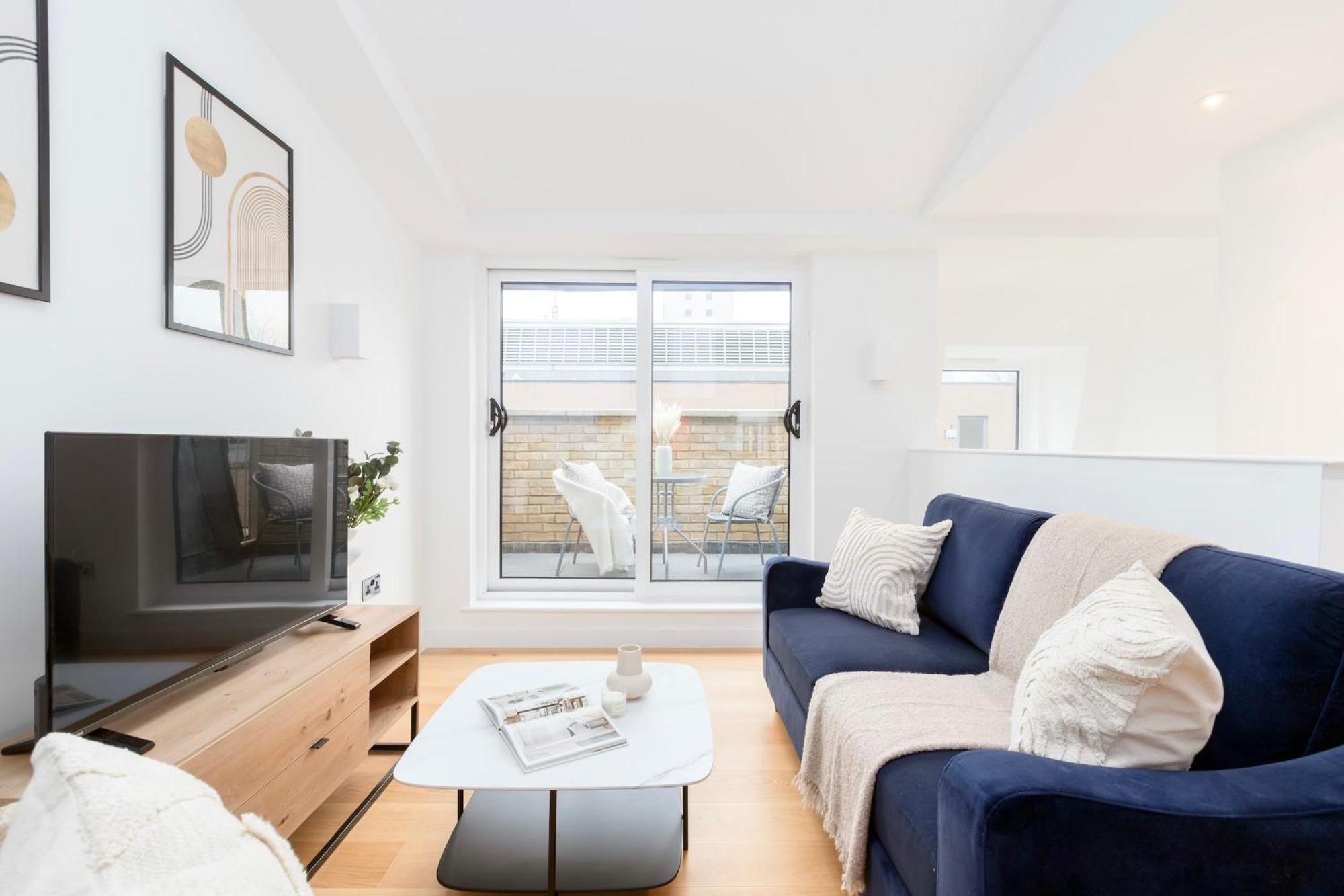 Fitzrovia & Soho - 2Br With Balcony - Cityapartmentstay London Kültér fotó